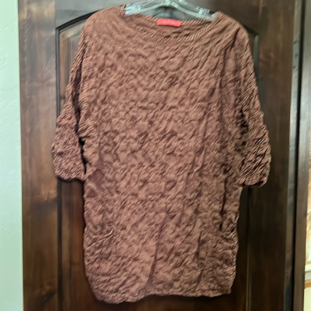 Crinkle fabric tunic